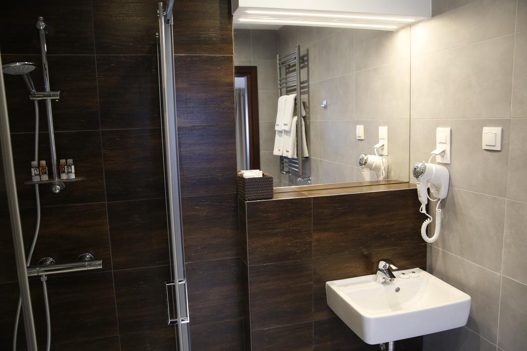 Hotel Chopin בידגוז'יז' חדר תמונה
