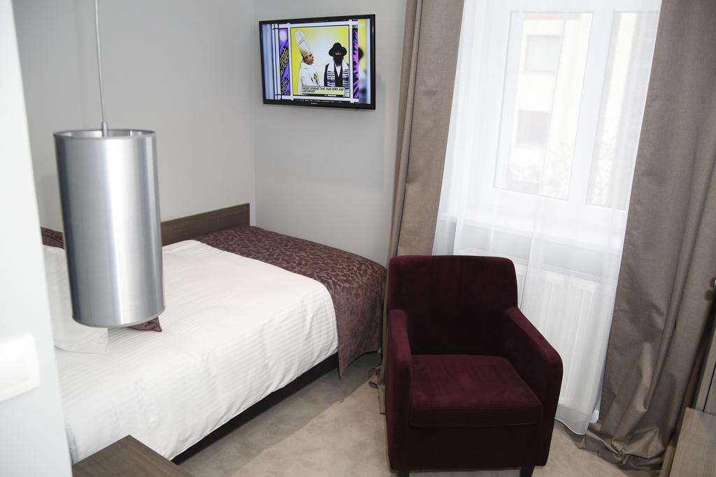 Hotel Chopin בידגוז'יז' חדר תמונה